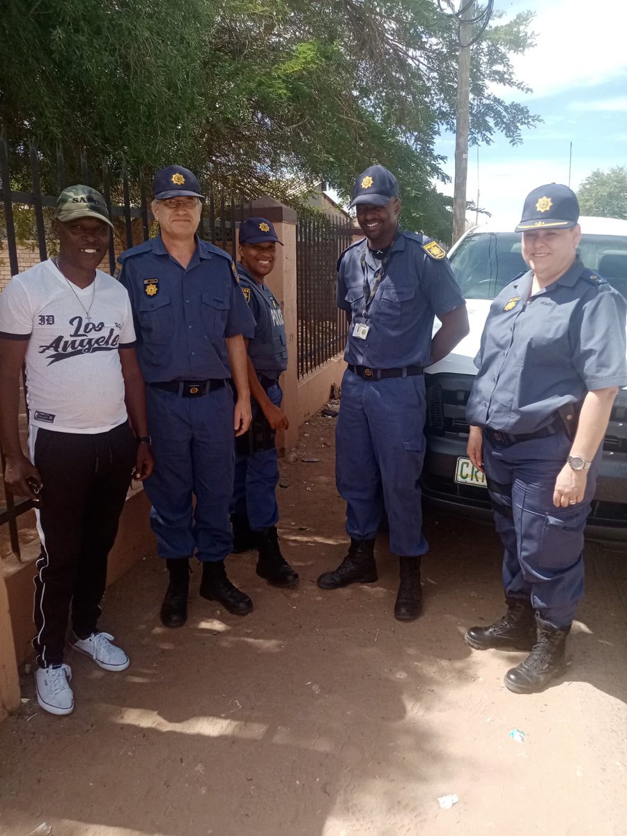 wearesapu's tweet photo. #SAPU leaders in the province of Northern Cape giving support to the police members on duty today.
#SAPUcares
#ProtectTheProtector https://t.co/hXPSyvtppN
