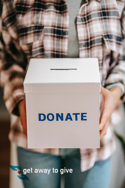 GetAway2Give's tweet photo. “The best thing to do with the best things in life is to give them away.
Dorothy Day
#donate #charity #nonprofit #support #volunteer #help #love #community #fundraising #giveback #donation  #donations #fundraiser #dogood #education #givingback #socialgood #ngo 
@CompaniesPmg https://t.co/gyVLVuOxF9