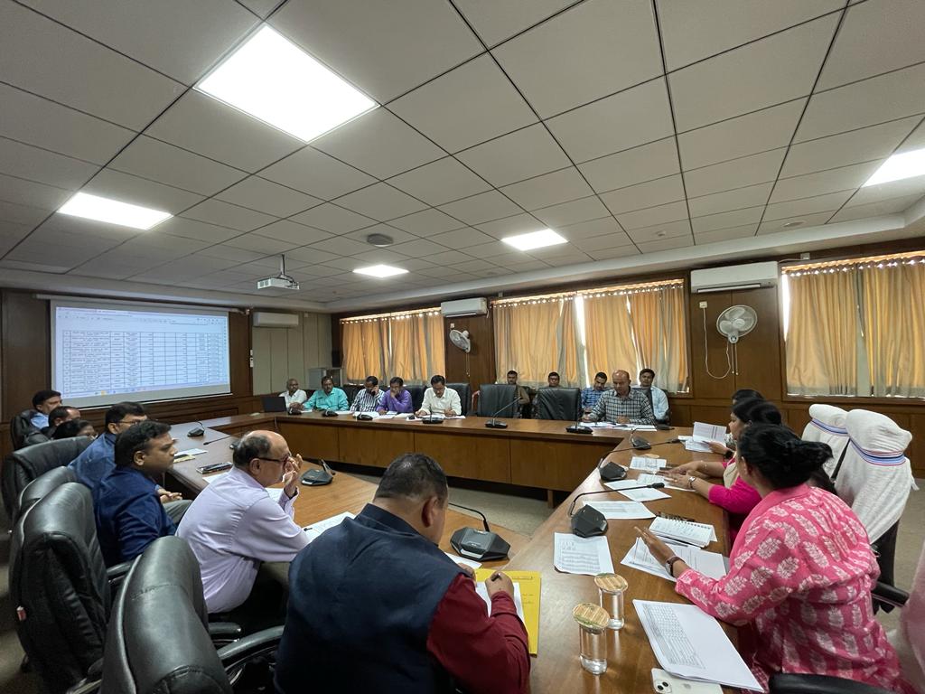 हजारीबाग में रामनवमी में DJ बजाने की इजाजत नहीं, प्रशासन की अनुमति से रिकॉर्डेड गाना…- No permission to play DJ in Ram Navami in Hazaribagh, recorded song with the permission of the administration…