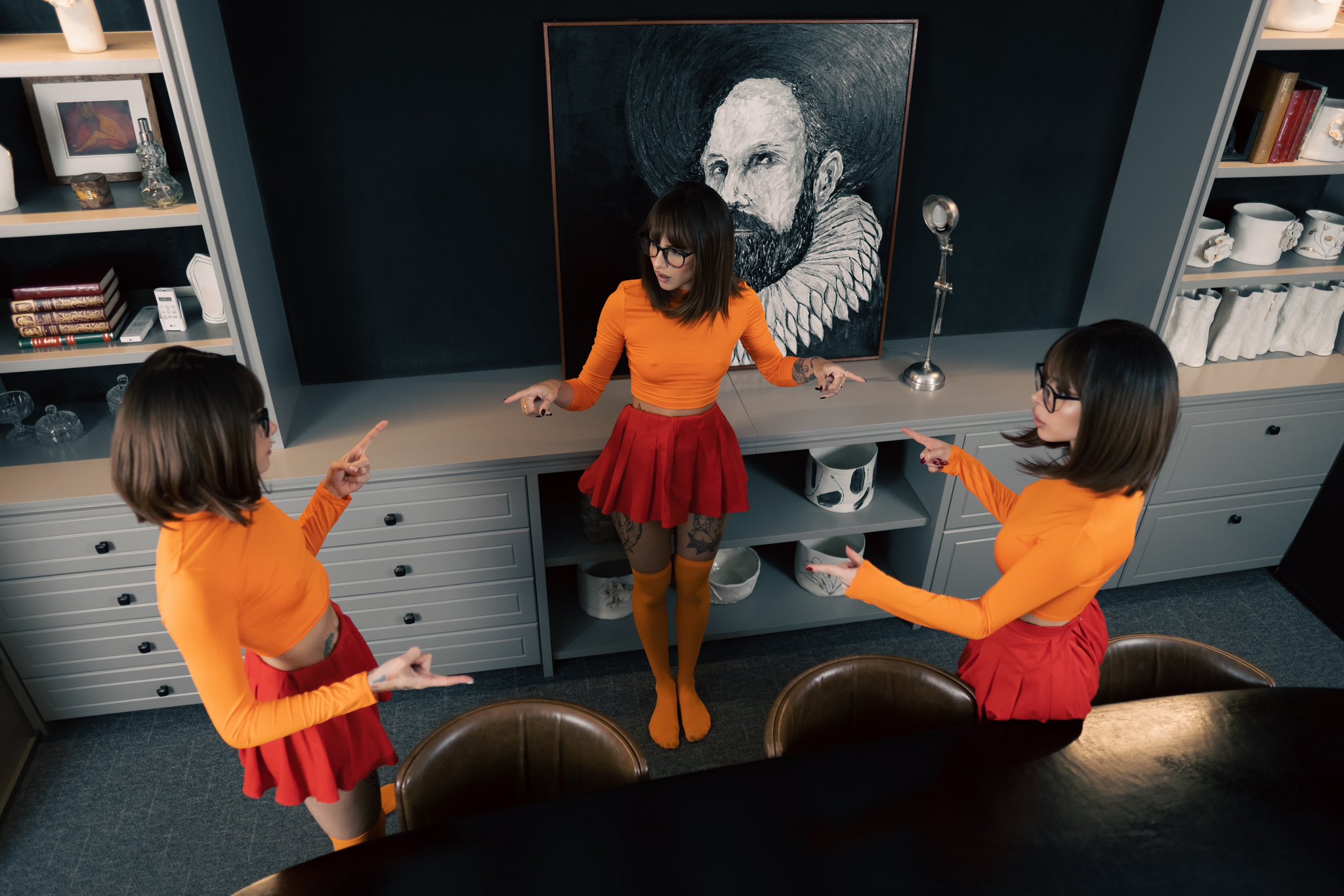 the mystery is: who’s the true Velma? @ragmig @nickybrum_ 📸: @msilveirafoto https://t.co/uA0OFADZB8