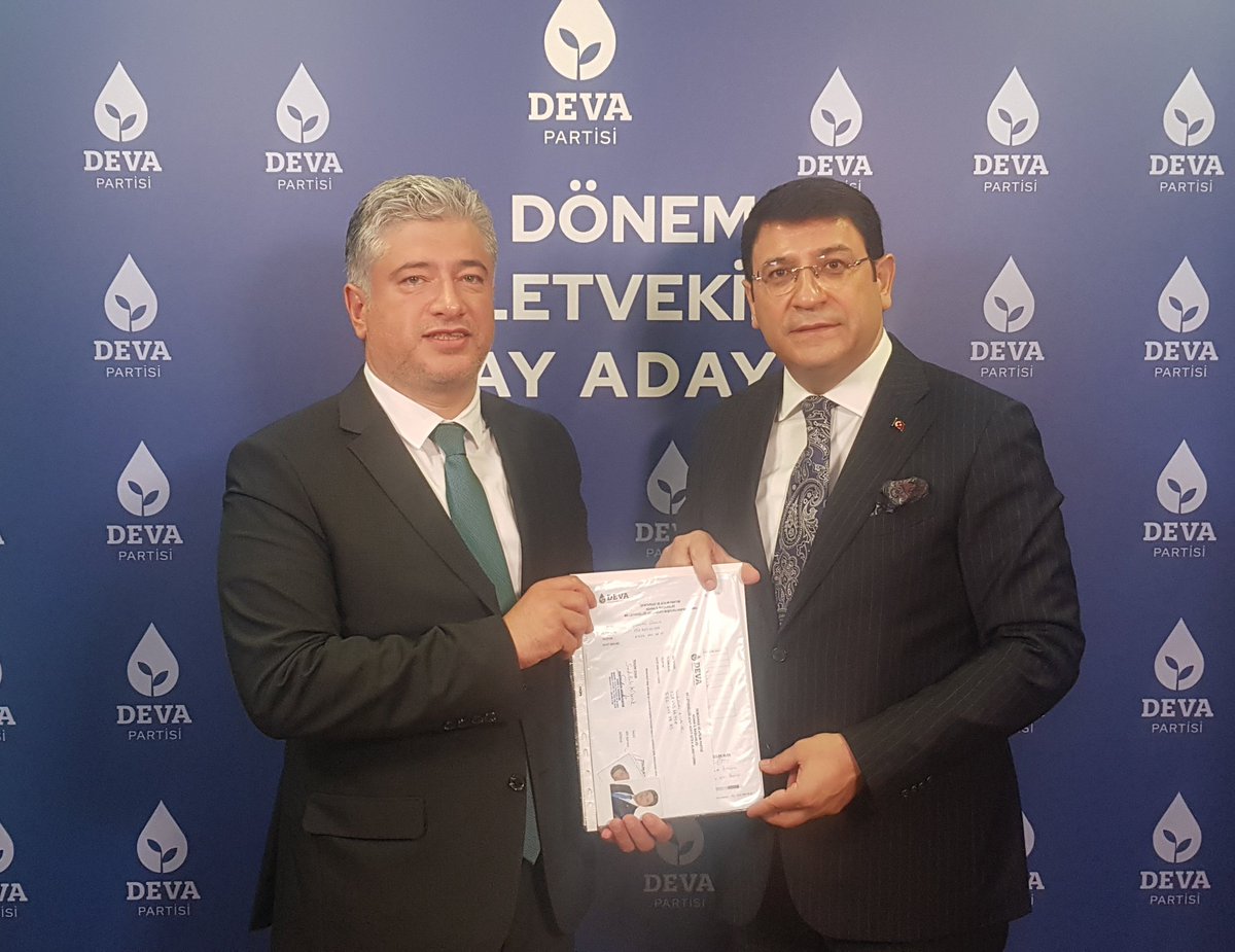 devagmsib's tweet photo. Adana İl Başkanımız @sadullahkisacik, milletvekilliği aday adaylığı başvuru evraklarını; Genel Başkan Yardımcımız, Seçim İşleri Başkanımız @avidrissahin'e teslim ettiler.
Tebrik ediyor, başarılar diliyoruz. https://t.co/dcWLtvripz