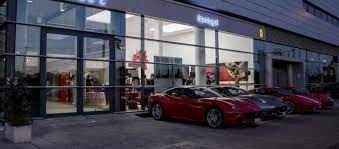 gusipati19's tweet photo. Mi querida pajarera aquí les presento a Heriberto Perdomo, dueño de la venta Ferrari en la Torre Jalisco de Las Mercedes. Trabajó en alto cargo en PDVSA y de la noche a la mañana un gran "emprendedor" del PSUV le acaban de encontrar en su casa 36 millones de US$ en efectivo https://t.co/CX6Sy21266