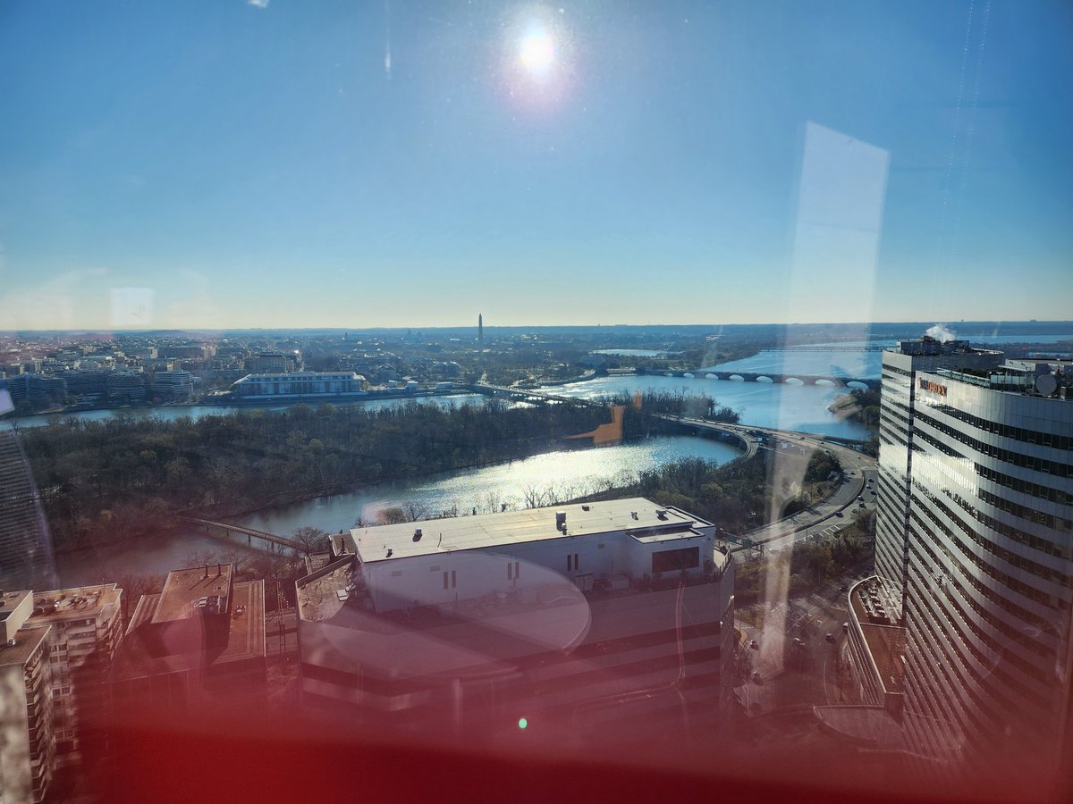 An inspiring overview of the nation's capital as <a href="/aupresses/">AUPresses 📚</a> participates in the <a href="/HumanitiesAll/">National Humanities Alliance</a> meeting and advocacy day at a time when academic freedom is under threat because of State legislation based on red herrings. #had23