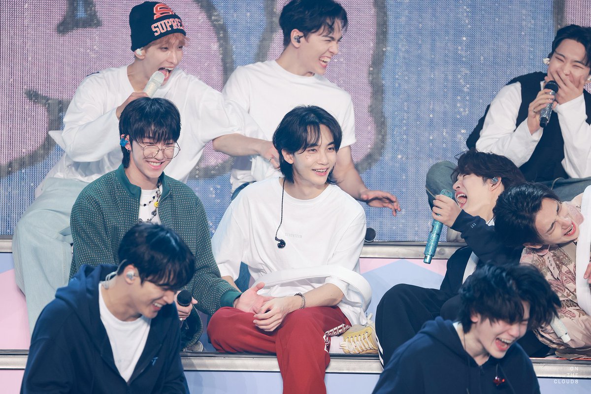 miwon17_'s tweet photo. Happiness 💙 https://t.co/pKrBTOcEHw