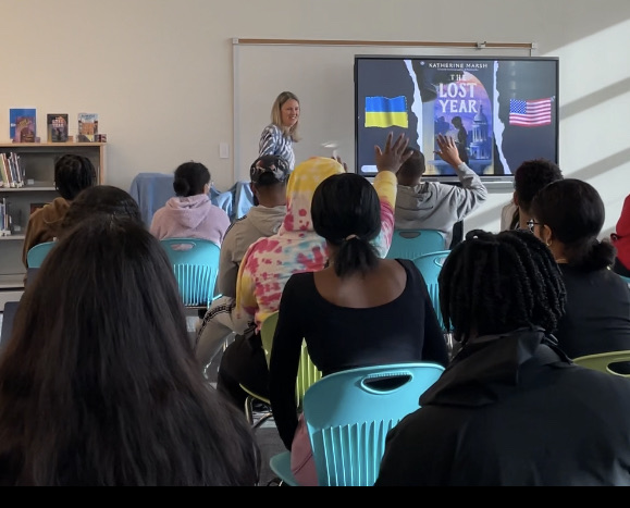 OSMS_Library's tweet photo. Thank you so much Katherine Marsh for visiting our 7th graders at Odessa Shannon MS. We were excited to learn about you and hear about your new book, The Lost Year. Thank you to An Open Book Foundation for bringing us this engaging and interactive event. @MarshKatherine @AOBFound https://t.co/9v2vo2WReN