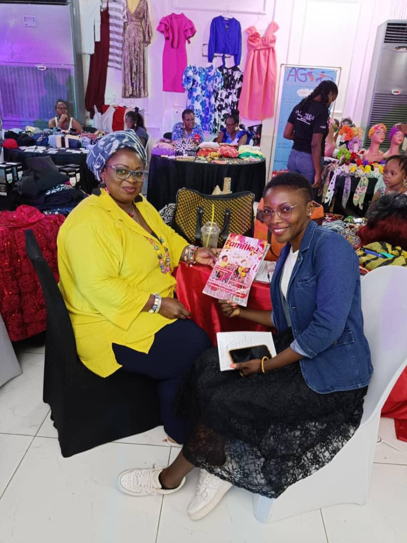 Lady_Fiel's tweet photo. 📍 Hier au #MissMumGlam2023 

Ça fait vraiment plaisir de rencontrer des personnes qui connaissent et apprécient  ce que vous faites. ❤️

Merci @famille_20 🥰
#MissVelo 🚴 https://t.co/ShCJuAXszz