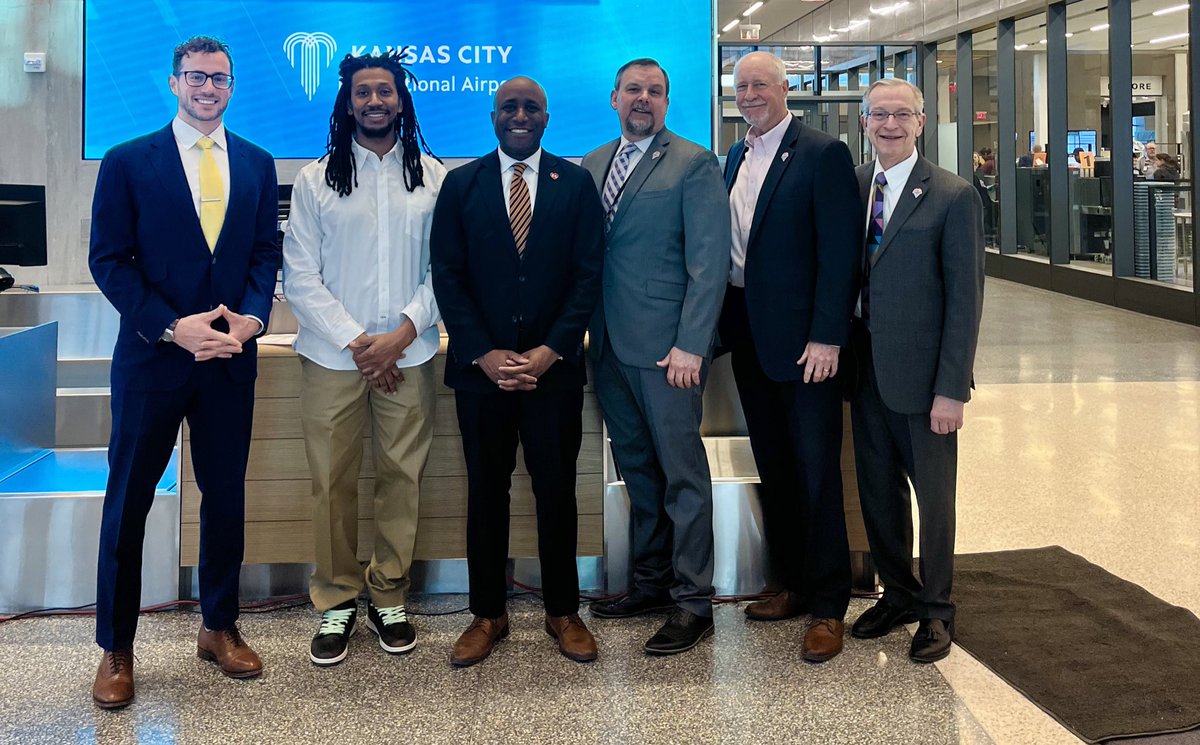 KansasCity's tweet photo. This morning, City Leaders and Vendors celebrated the successful opening of Kansas City's New Terminal. 🛫 https://t.co/TtWY31K5KF