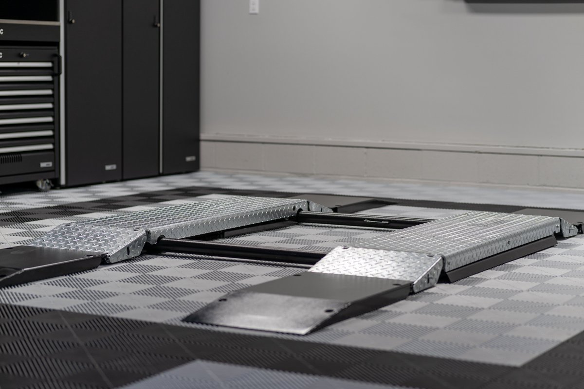 Obsessed_Garage's tweet image. Life with a lift is just better.
-
➡️ bit.ly/42DeTwX | #carlift #nussbaumlift