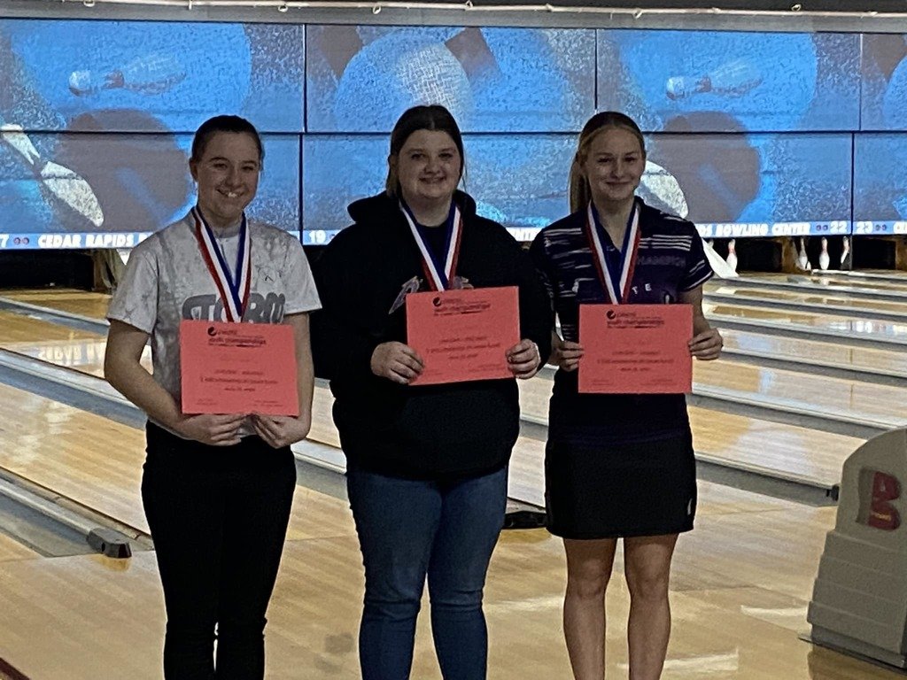 WestLibertyCSD's tweet photo. Congratulations @genpevans on finishing 2nd at Pepsi State Bowling! Good luck at the JR Gold Championships in July! 💙 #wlcometpride #pepsistate #jrgold https://t.co/S8RS1Jyiff