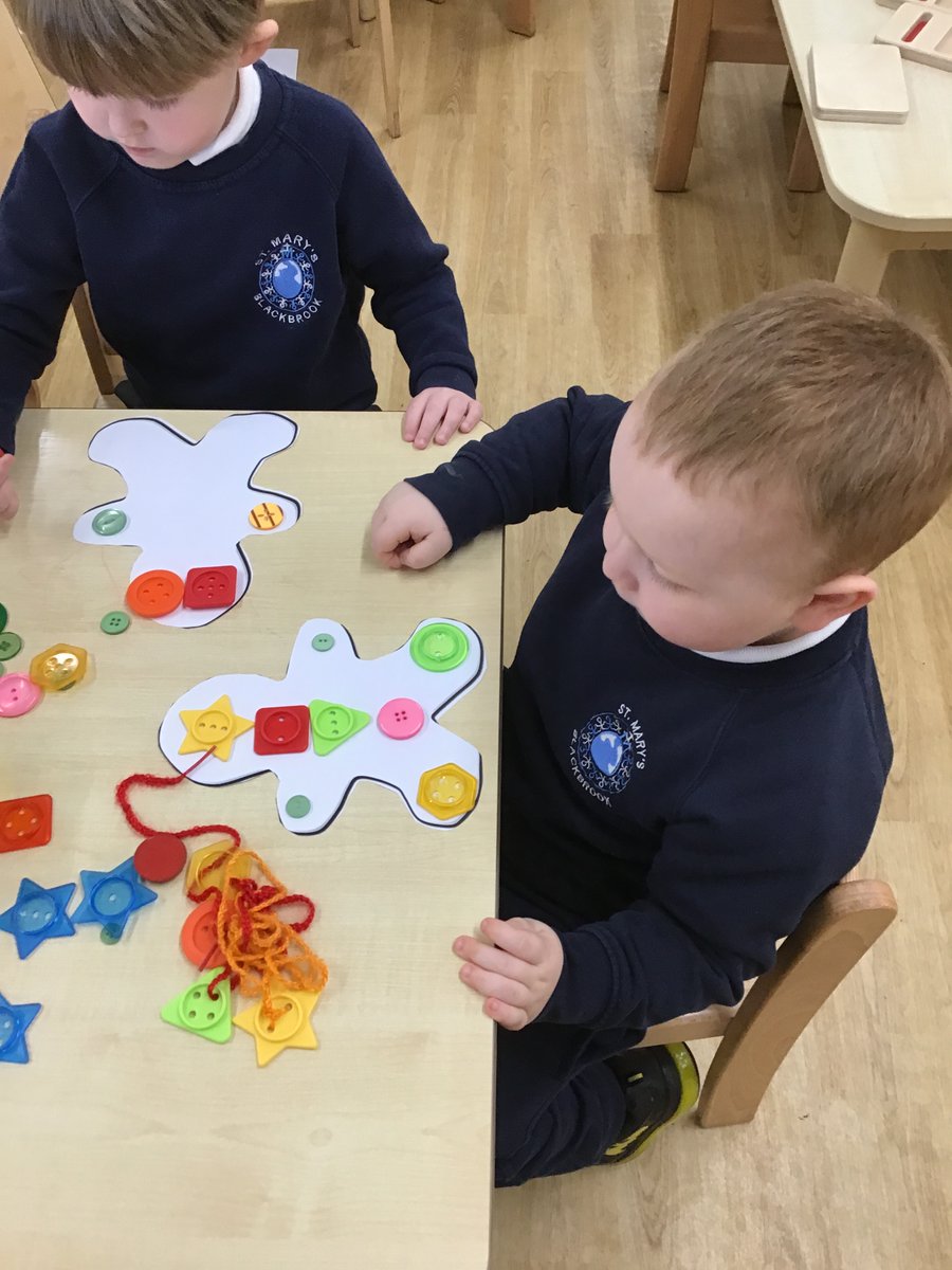 Nursery_BBSM's tweet photo. During our number time today we chose to arrange the buttons on the Gingerbread man in our own unique way. Mrs Amin was really impressed with our counting skills. #smbbmaths #smbbearlyyears https://t.co/gjLBqWXouY