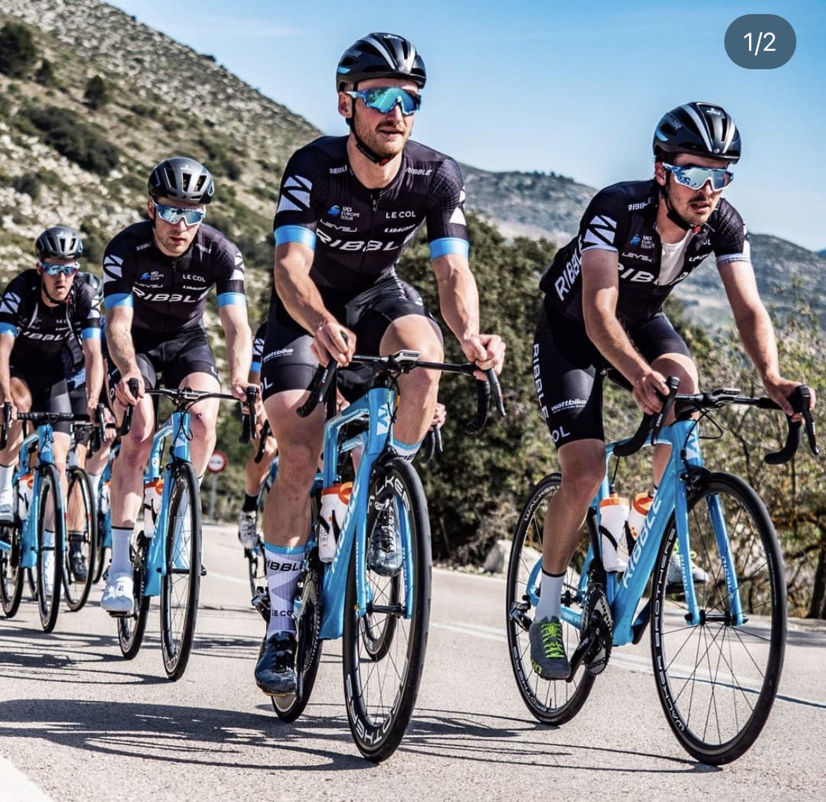 <a href="/Dog_in_a_hat/">Wayne™ 🚶🏻🚴🚵🏻‍♂️🚘</a> <a href="/VelonCC/">Velon CC</a> <a href="/TamauPogi/">Tadej Pogačar</a> <a href="/TeamEmiratesUAE/">@UAE-TeamEmirates</a> Flared bars, aero socks (even for training lol <a href="/DanBiggles22/">Dan Bigham</a> ). Don’t want to say <a href="/NEProCycling/">North East Pro Cycling</a> led the way again…but…