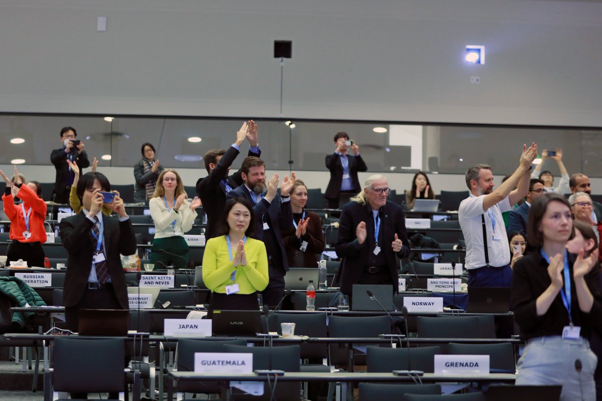 IISD_ENB's tweet photo. After working beyond the scheduled conclusion of #IPCC58, exhausted policymakers and authors celebrated the adoption of final outputs of the sixth assessment cycle: the Synthesis of the Sixth Assessment Report and its Summary for Policymakers #AR6
Read ➡️ https://t.co/Qf2U4EXPgJ https://t.co/mQa4R8eu0i
