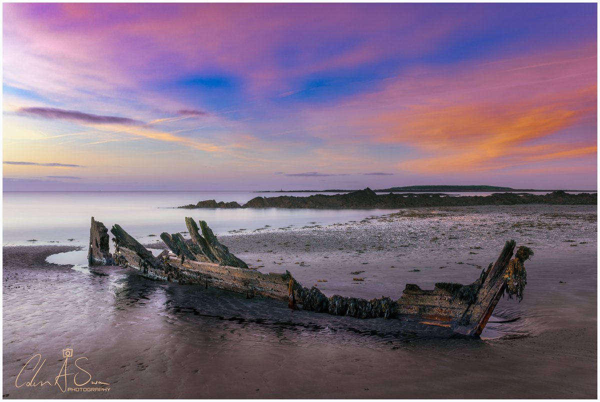 SwanColin's tweet photo. Sunrise, Northern Ireland
#WexMondays 
#StormHour 
 #photography 
#boats 
#sunrise https://t.co/wMMA9BEUwh
