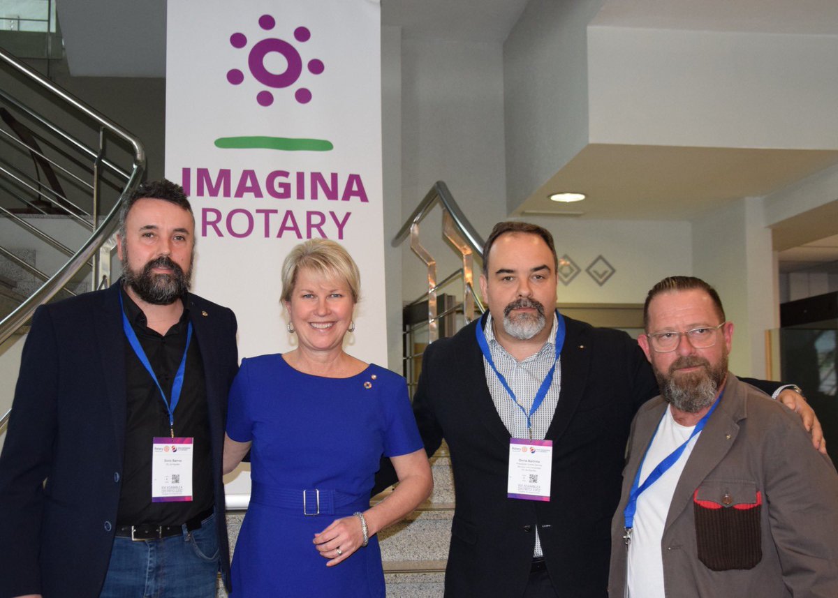 Una representació dels #rotarisripollesos han estat presents a la #XVIAsambleaDistrito2202TGN on hem comptat amb la companyia de la Presidenta de <a href="/Rotary/">Rotary International</a> la Sra. <a href="/JenJonesRotary/">Jennifer Jones</a>.

#creaesperançaalmón