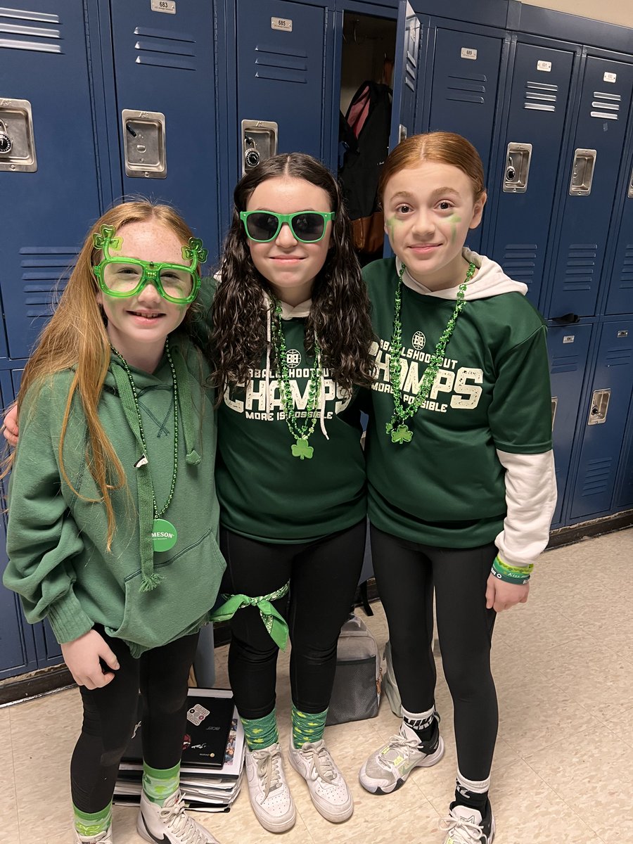 MahopacSchools's tweet photo. The whole Mahopac community celebrated St. Patrick's Day last week, and Mahopac Middle School students and staff got into the holiday spirit by dressing in greenest St. Patrick's Day attire. https://t.co/B7TrjyMS1Y