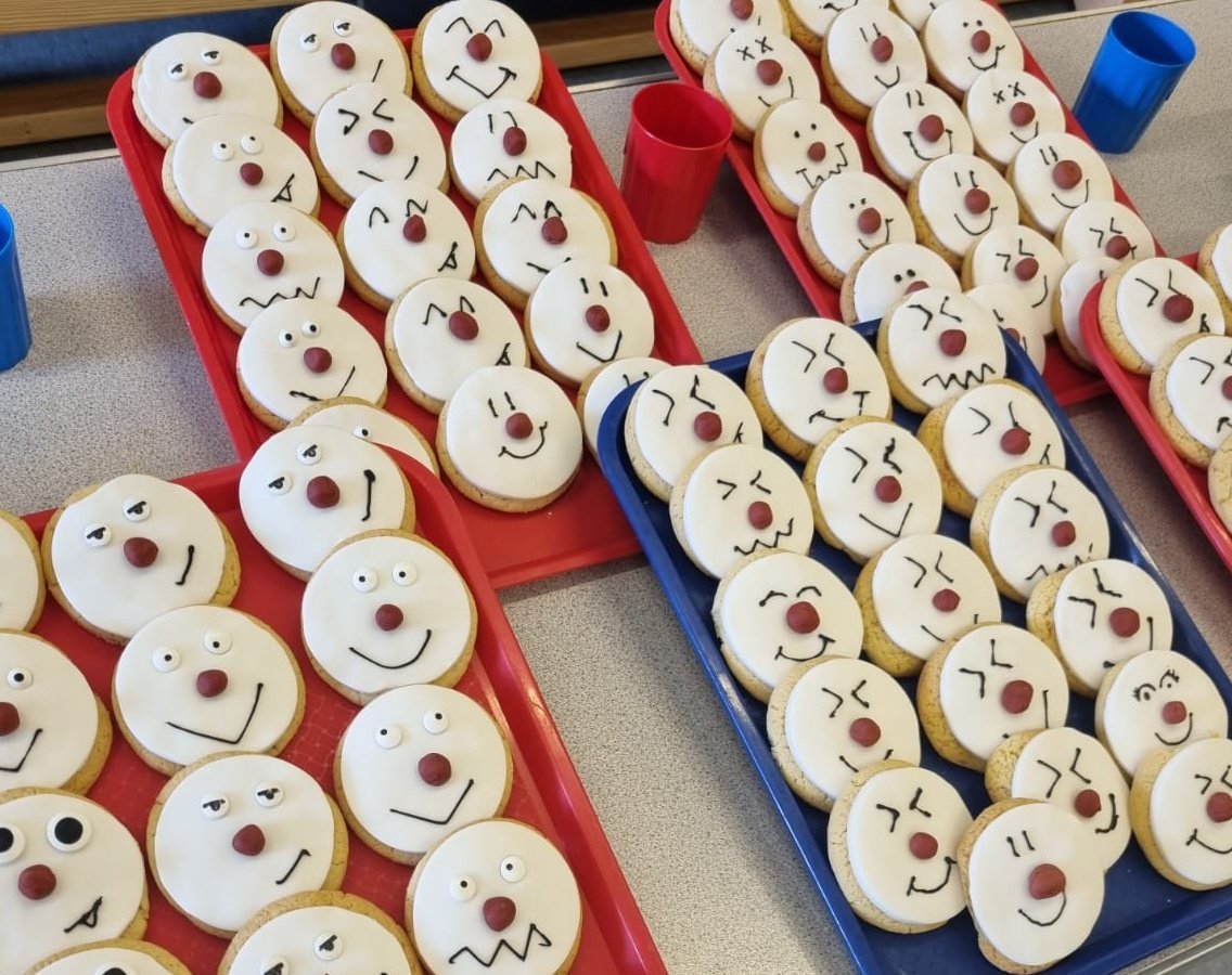 #RedNoseDay 
#topcliffeprimaryschool
Well done Danielle 👏 your icing skills are amazing. 
<a href="/MallowsTraceym/">Tracey Mallows</a> <a href="/mellorscatering/">Mellors Catering Services</a> <a href="/NeilEastwood11/">Neil Eastwood</a> <a href="/ElevateMat/">Elevate Multi Academy Trust</a>