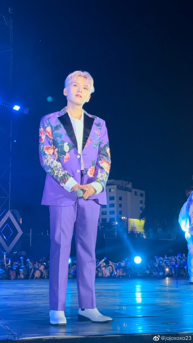 Zinnie_SJ's tweet photo. #슈퍼주니어 #응답하라
#ReplySS3 #SuperShow9 #Ryeowook #SS9inHCM #SuperJunior #LabelSJ #ELF #EverLastingFriends
( cr jojoxoxo23 ) https://t.co/VZ3Dq64Ki2