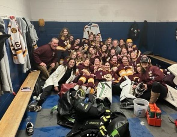 LoyolaAcademy's tweet image. Congratulations to our girls' varsity hockey team on their 2nd place finish at state! LA lost to Barrington 6-0 in the state title game on Sunday, March 19, at the United Center. A tough loss, but a great season and so much to be proud of! 
#goramblers #LAathletics
