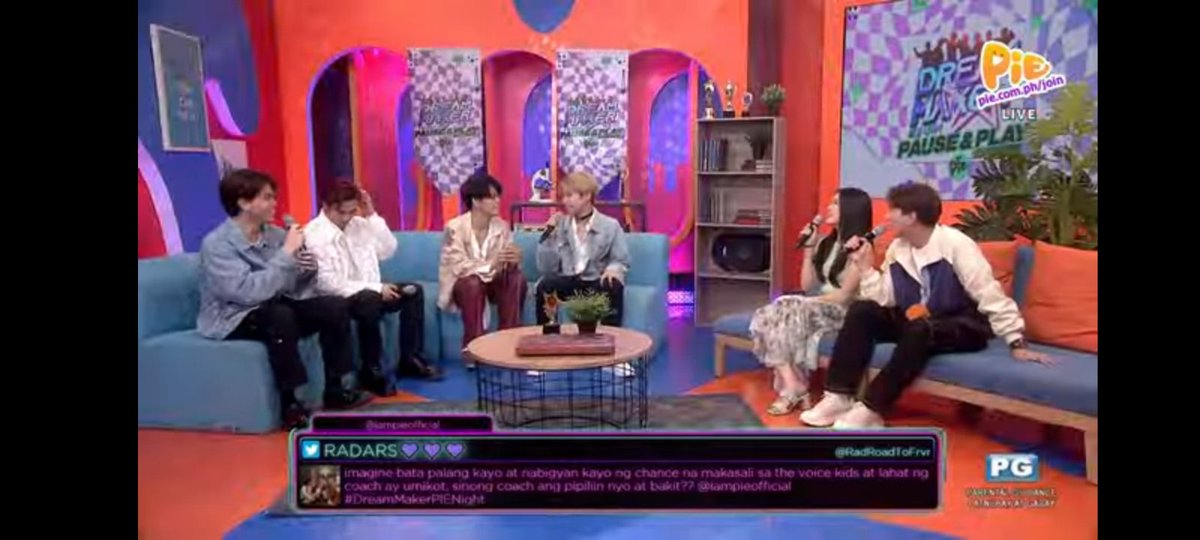 RadRoadToFrvr's tweet image. HUHU SA TAGAL KO NG PAGCOCOMENT EH DI KO INEXPECT NA TATLONG BESES SA ISANG EPISODE MAPAPANSIN YUNG TWEET KO😭😭😭 SABI KO KAHIT ISANG TANONG LANG YUNG MASAGOT EH OKAY NA EH PERO 3 TANONG😭😭HUHU SUPER NAKAKAKILIGGGGG

#DreamMakerPIENight
#HealthyPIEnightWithRADISH