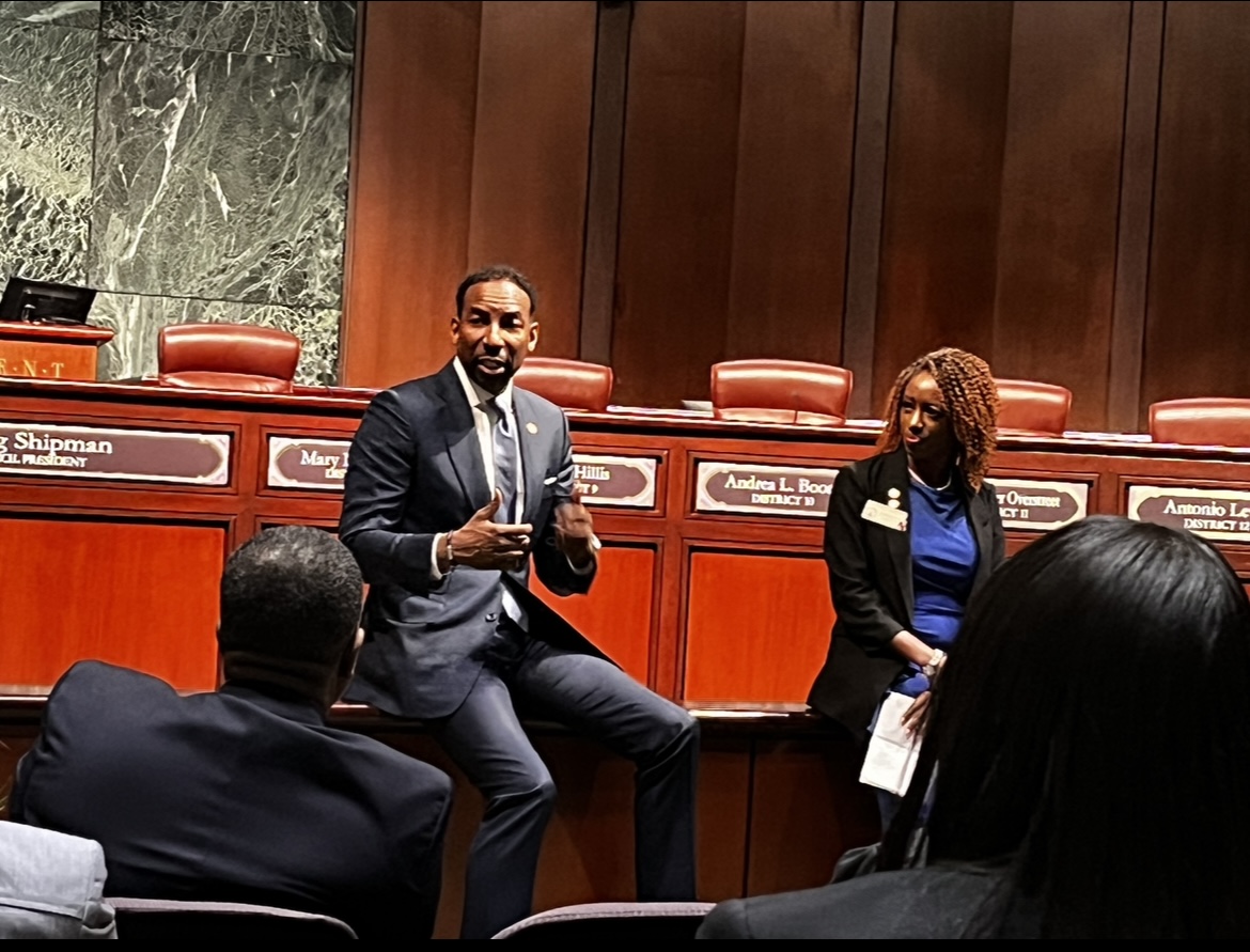 3/21 is International Day for the Elimination of Racial Discrimination. Our government officials show commitment to this daily &amp; we reflect back to when Rep <a href="/DarshunKendrick/">Dar'shun Kendrick</a> &amp; Mayor <a href="/andreforatlanta/">Andre Dickens</a> honored a few of us for dedication to diversity &amp; equity at the Tech for All Conf