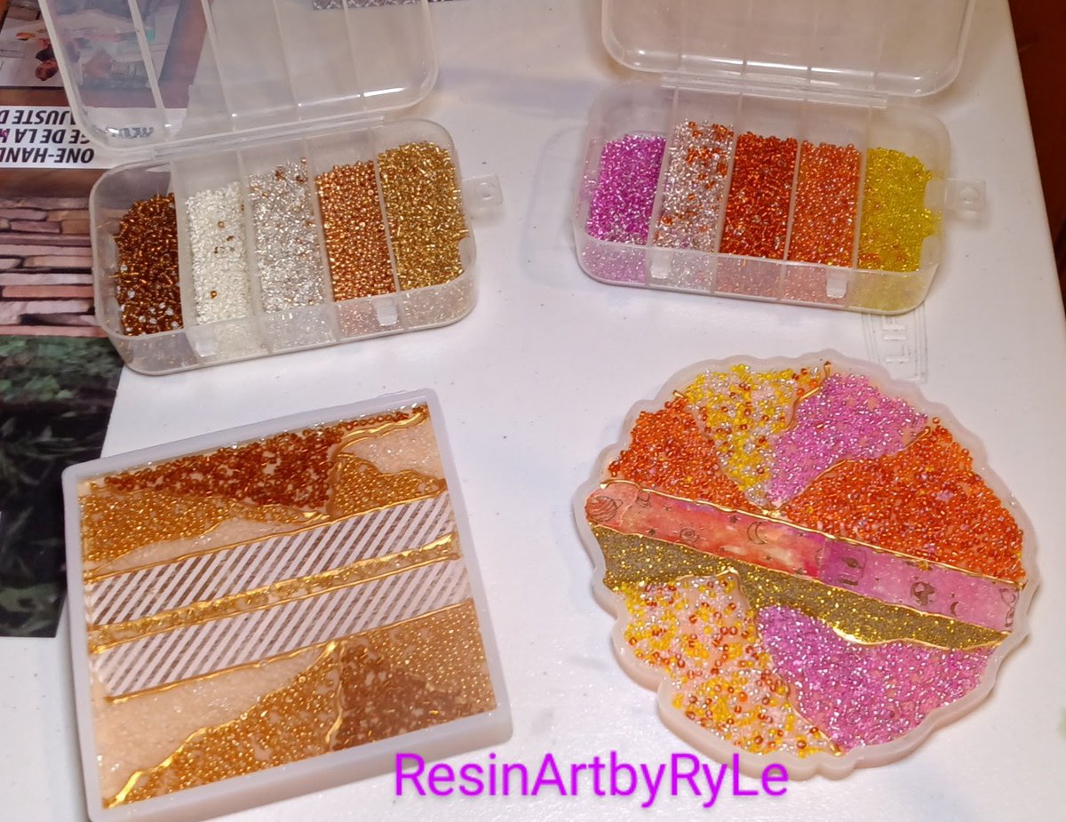 🎉For the Resin Lovers/Creators🎉
These mini beads coasters were so fun to make. Subscribe to our YouTube to get a full tutorial on how to recreate these beauties❗️🤗🎉
YouTube: youtube.com/@resinartbyryl…
Also follow us on Insta:
Instagram.com/ResinArtByRyLe