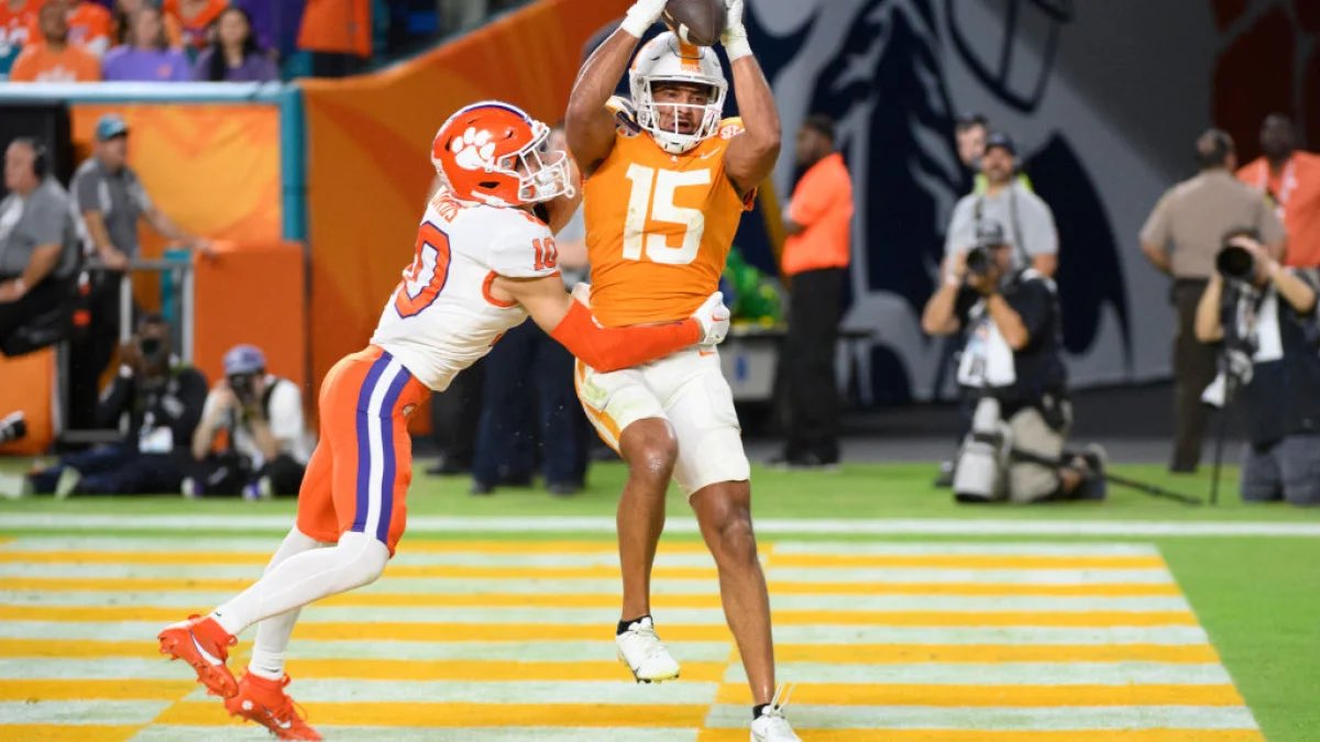 More_Issues's tweet photo. Tennessee demolished the ACC Champion in football and basketball. https://t.co/2SXga2X6sa