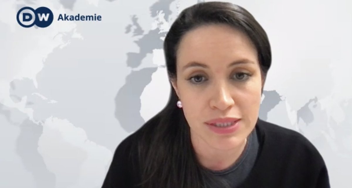 DW_Akademie_es's tweet photo. "La desinformación tiene impactos reales en la vida de las personas, pero podemos coordinarnos entre los actores sociales para generar los cambios necesarios" comenta @PatyeNoboa, experta AMI de @DW_Akademie_es en #AgendaContraLaDesinformación 

🔗https://t.co/9ZhHKUyWVL https://t.co/6uRv95t2z0