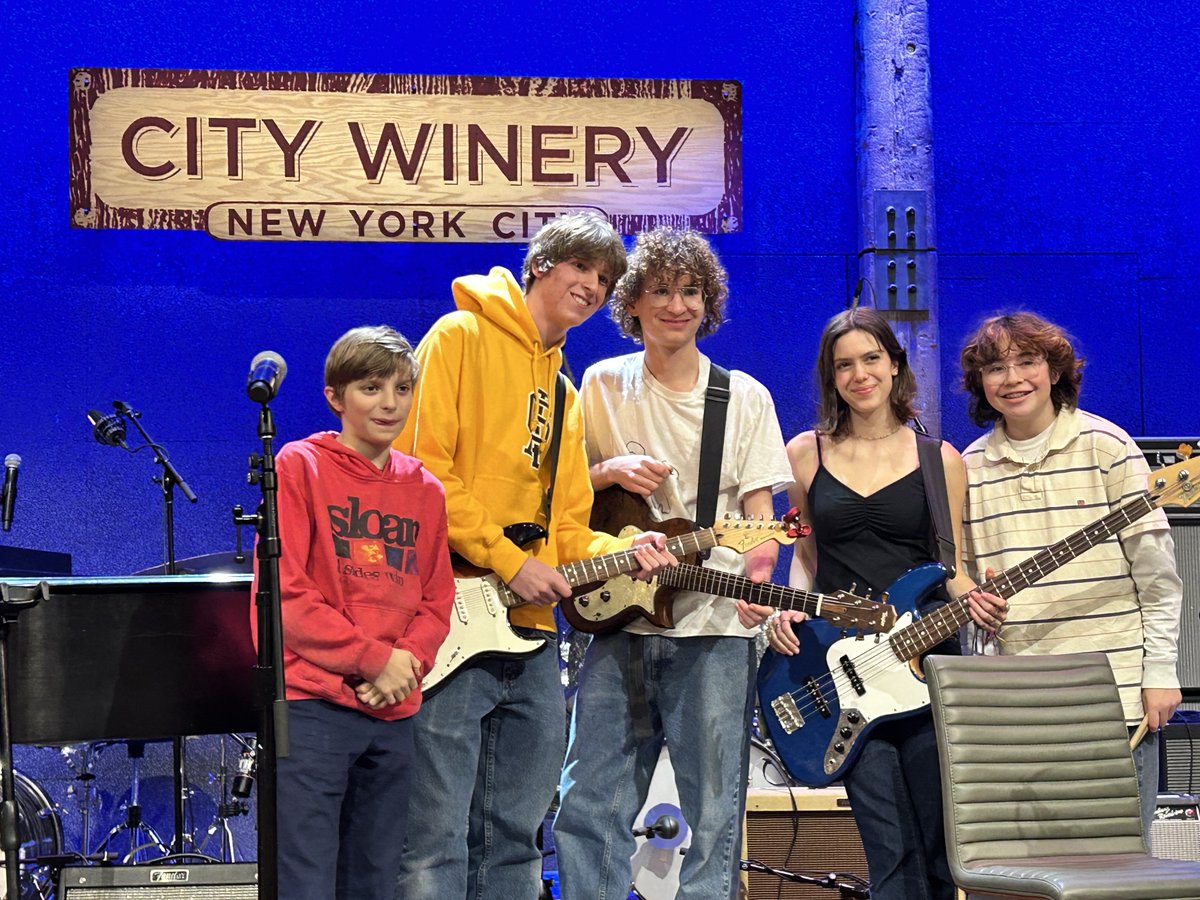 musicwillorg's tweet photo. NYC iSchool students shared the stages at @carnegiehall & @CityWineryNYC at the “Music Of Paul McCartney”. Thank you to everyone involved in forming these last bonds in & out of the classroom!
#paulmccartney #carnigehall #musicwill #musiceducation #musicmatters #musicsaveslives https://t.co/Vikop7vynP