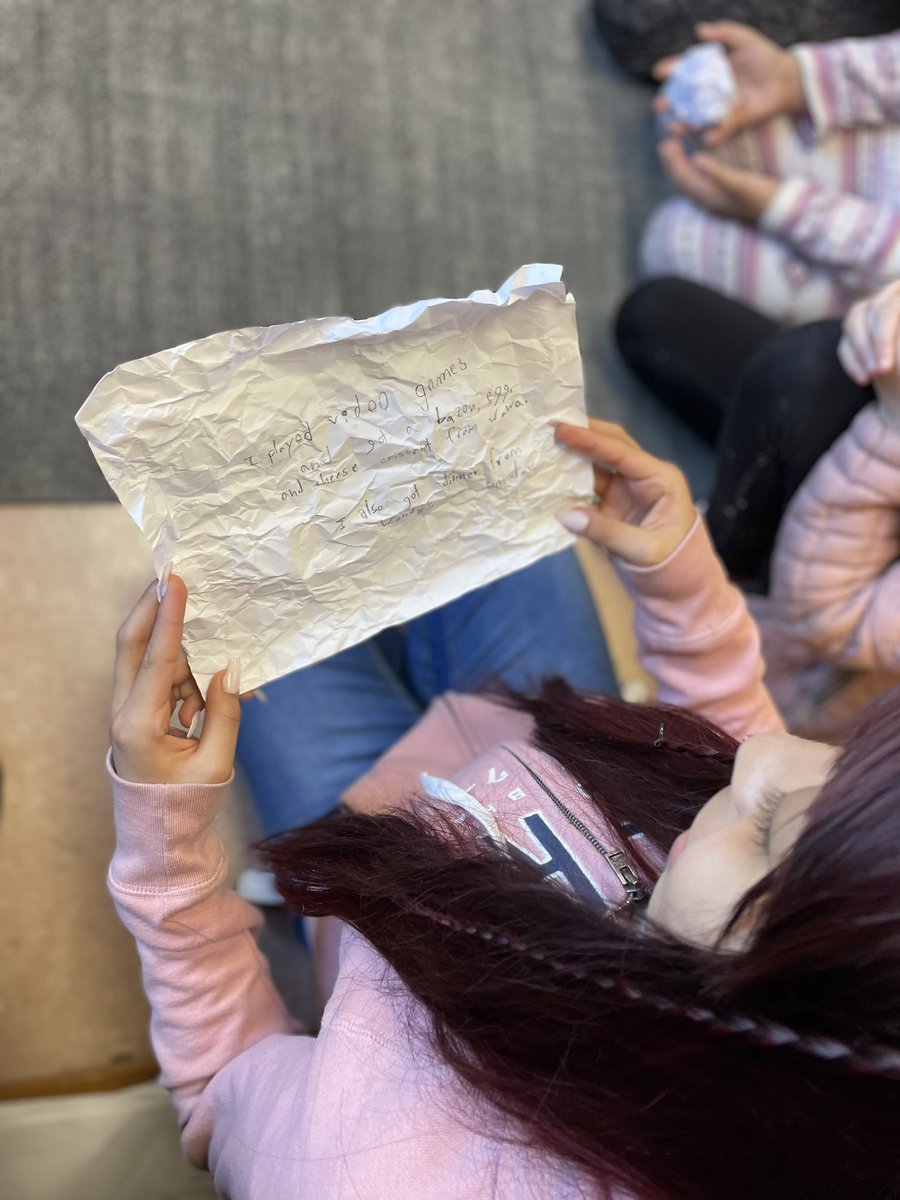 KoekemoerCHPS's tweet image. Ss were bummed that today was the first day of spring and we hadn’t had a substantial snow fall. So we turned our weekend share into a quick snowball fight, then picked a snowball and read what each s did on the wkend. We tried to guess wrote each entry #makelemonade 😆❄️