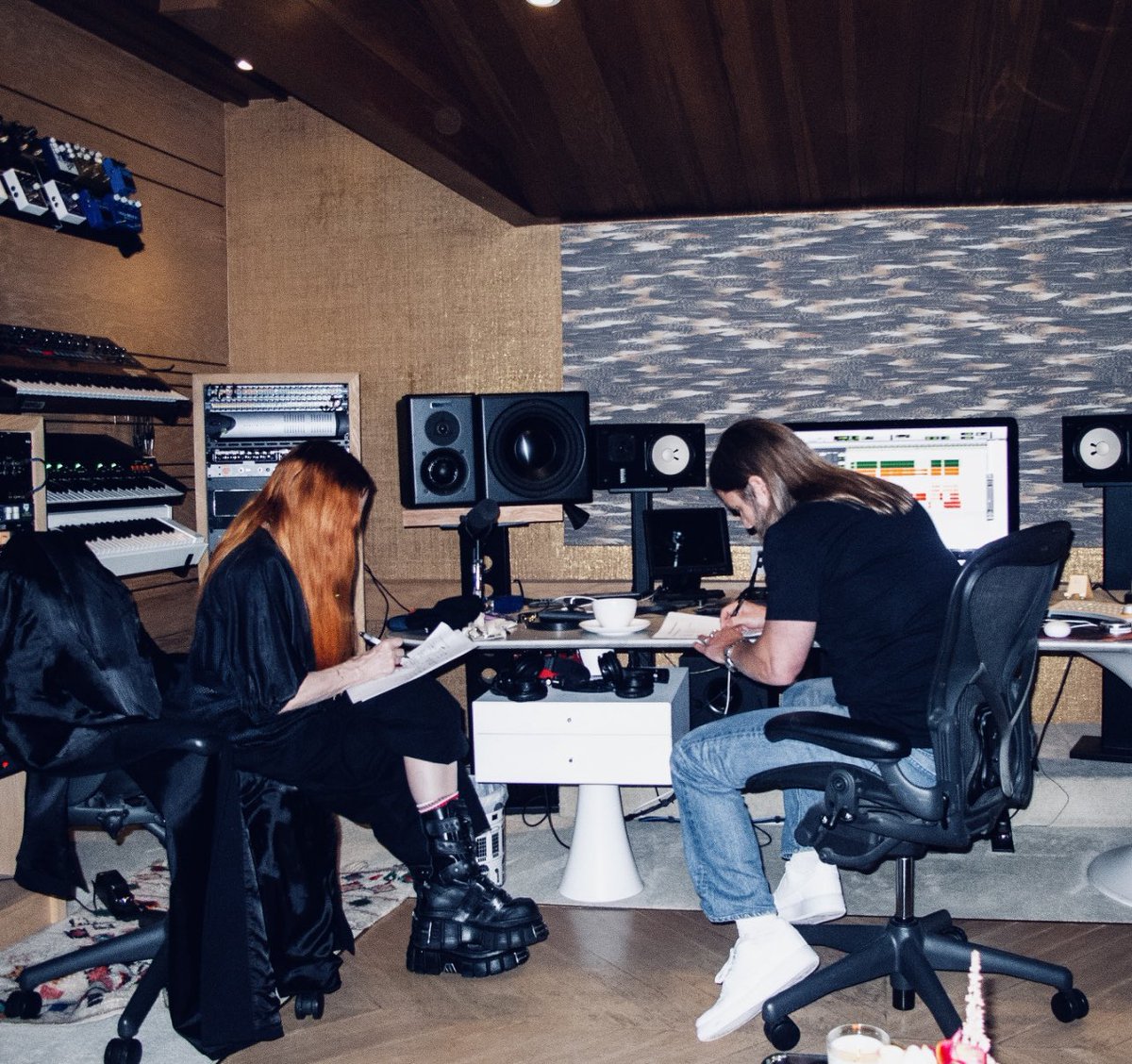 Madonna tweet media