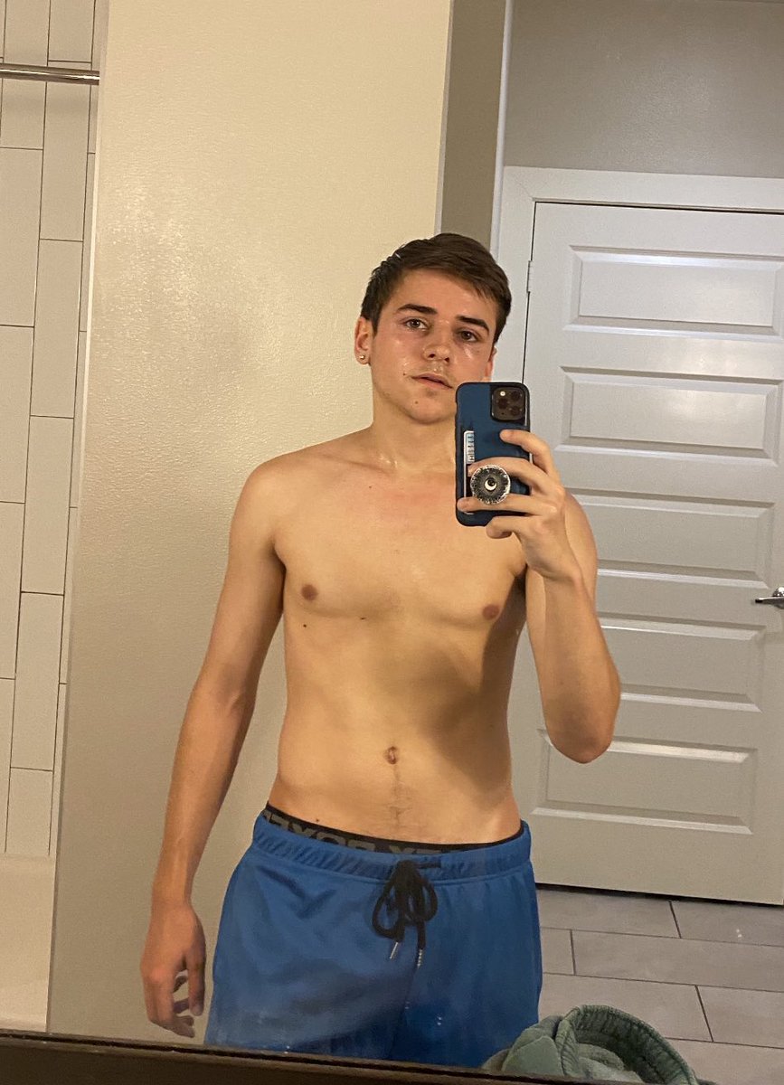 who likes sweaty boys? 🥵 rt if you do