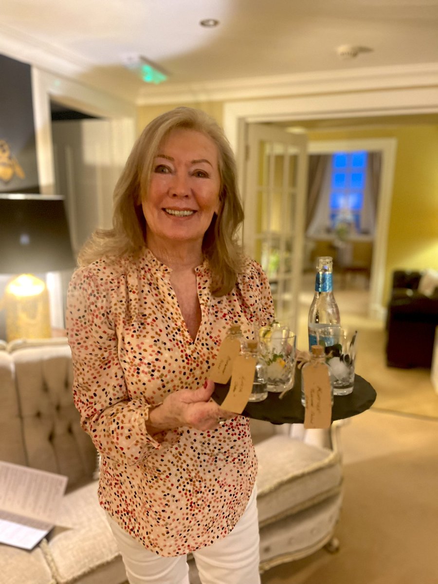 We have a new poster girl for our gin flights 

<a href="/SiobhanEdwards1/">Pubs and Politics</a> Mum, Kathleen is enjoying a wee gin flight before dinner 

This evening it’s a West Coast Gin Flight with @kintyredistil <a href="/thebotanistgin/">The Botanist Gin</a> and <a href="/LussaGin/">Lussa Gin</a> and the perfect serve garnish 

Where would you start? 

#gin