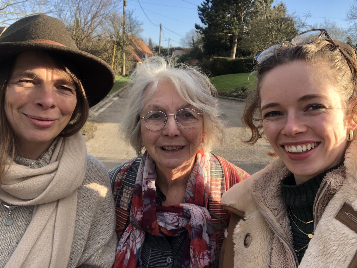 3 generations of strong, independent,talented women. My mum had no mother role model and I am so proud of her. Look what she did!