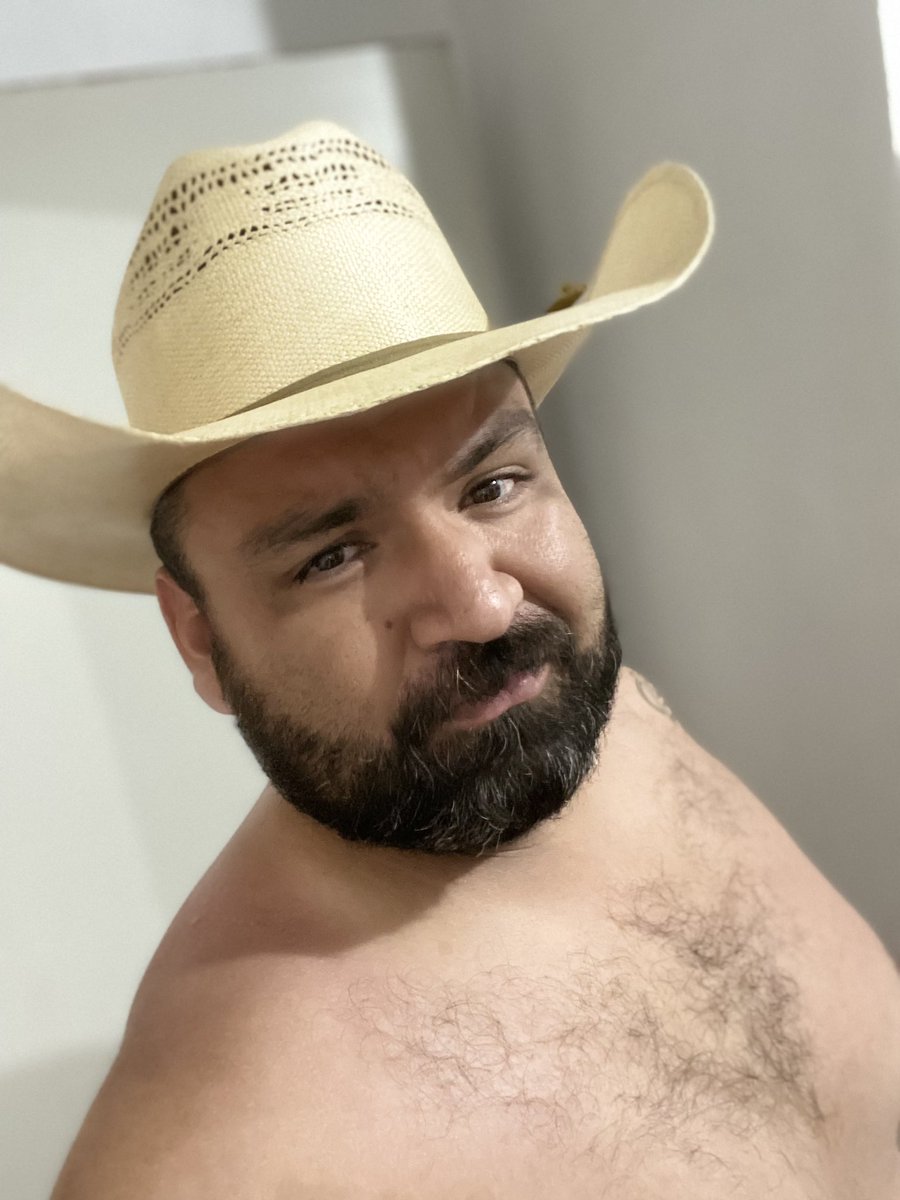 🤠