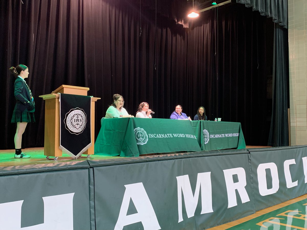 txbiomed's tweet photo. Thank you @iwhs_satx for having #txbiomed participate in two STREAM Speaker panels this year! Crystal Bolden-Rush, @RitiSharan &amp; @CorinnaRoss enjoyed sharing their #WomenInScience experiences &amp; insights with the young women. #IWHSLeads #rolemodelsmatter #WomensHistoryMonth https://t.co/yJcedJaB3M