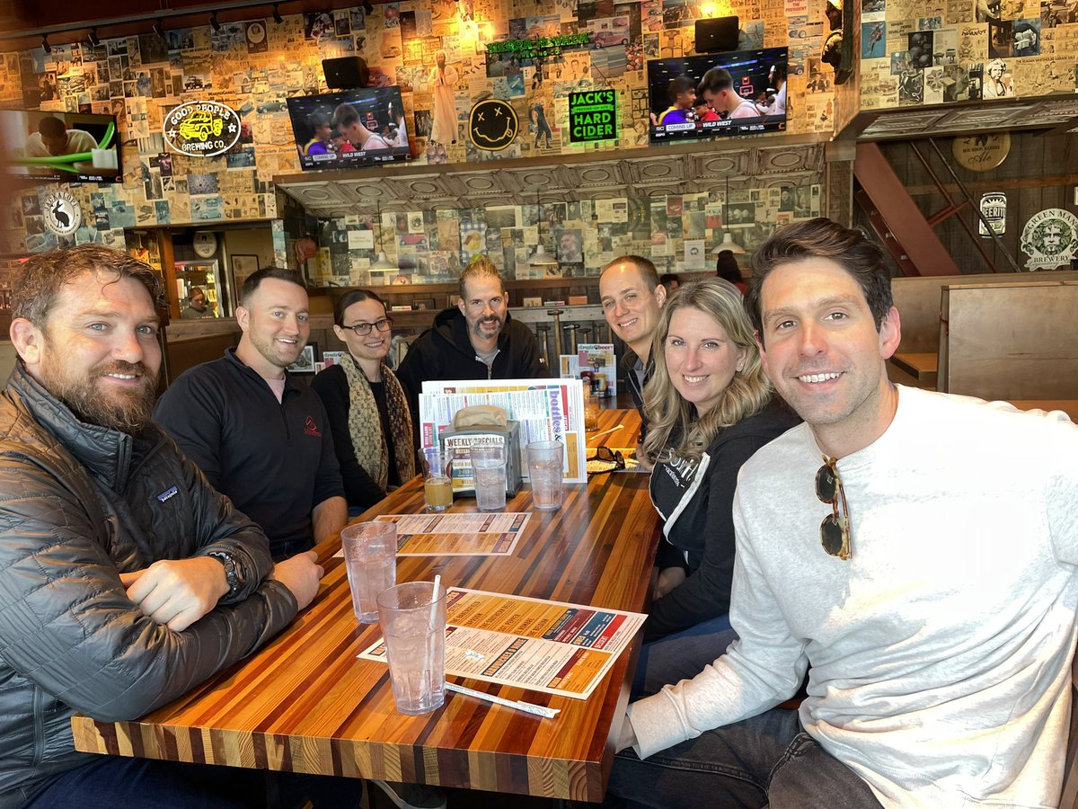 STR Twitter lunch in Nashville today! Thank you <a href="/hanslorei/">HANS LOREI</a> <a href="/adell50/">Aaron Loring Davis</a> <a href="/LorenPud/">Loren Pudlewski</a> <a href="/dave_stokley/">Dave Stokley</a> <a href="/TouchStay/">TouchStay</a>, lovely conversations on STR advocacy, design, and direct bookings.