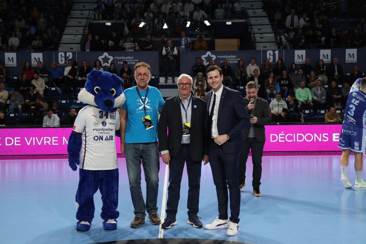 CSarrauste's tweet image. 17/03/2023 pour #MarsBleu #ECCAM2023 😍 la soirée : Conf pour porter la voix des patient.e.s de @reseauKcolorect + coup d&apos;envoi du match @mhbofficiel Vs @ccmhb_ + remise de chèque pour l&apos;asso ! 🙏à toutes et tous et @AesioSante