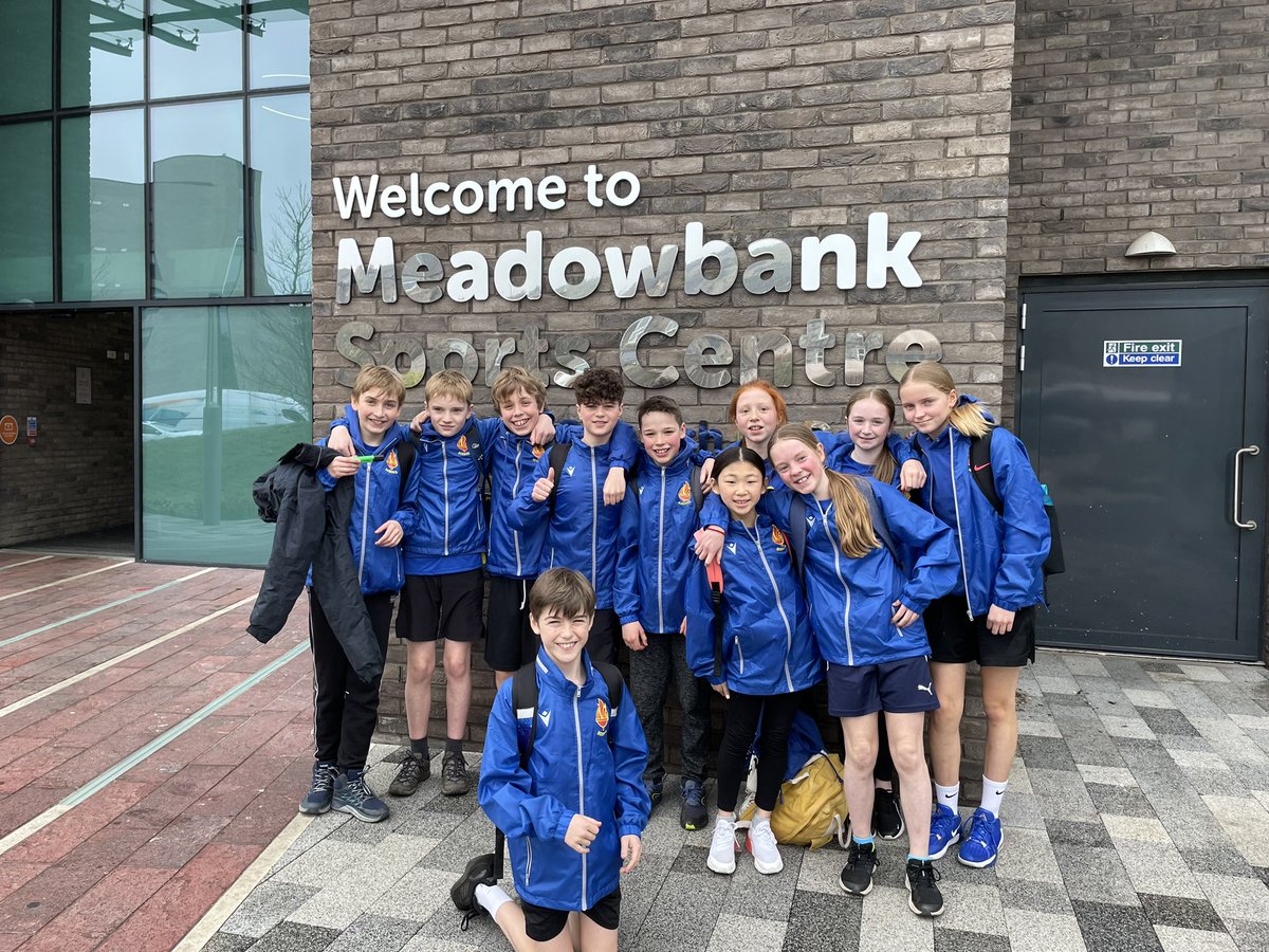 P7 and Ms McGrouther had a great morning at Meadowbank for the EPSSA Hope Trust Basketball Competition today. Our pupils displayed some excellent teamwork, a great attitude and were delighted to progress to the Final! Well done to all of the teams.