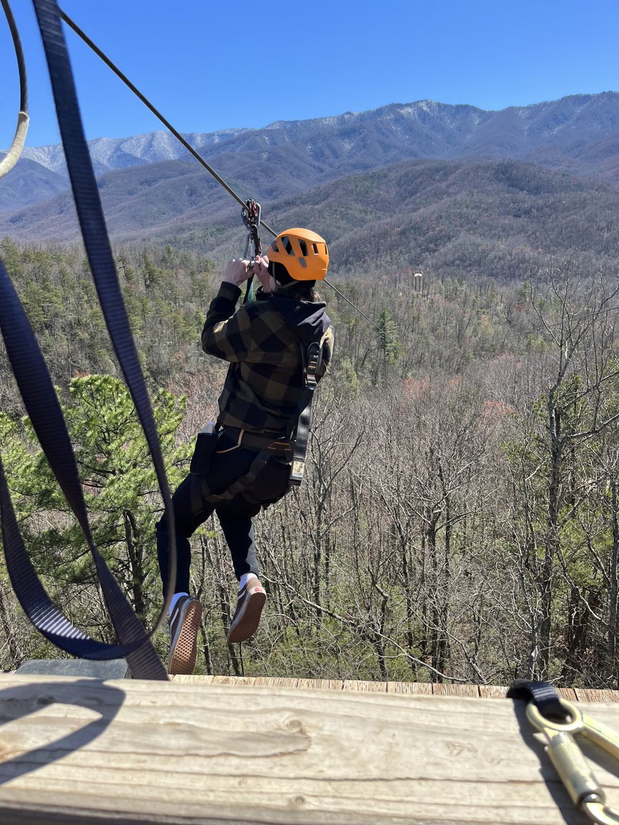 KeriNorris20's tweet photo. A+ for @CLIMB_Works ! Thank you, Connor, Denver, & Ellie! #AlwaysClimb #zipline ❤️ https://t.co/IxB4fi6IeR