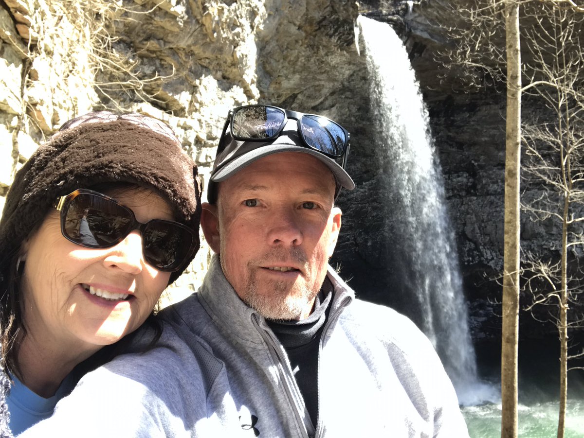 Soccerdave3's tweet photo. No cigar or cold beer at the end of the hike @MikeNearGreer but the falls are beautiful #ozonefalls https://t.co/hcNSiq4NMM