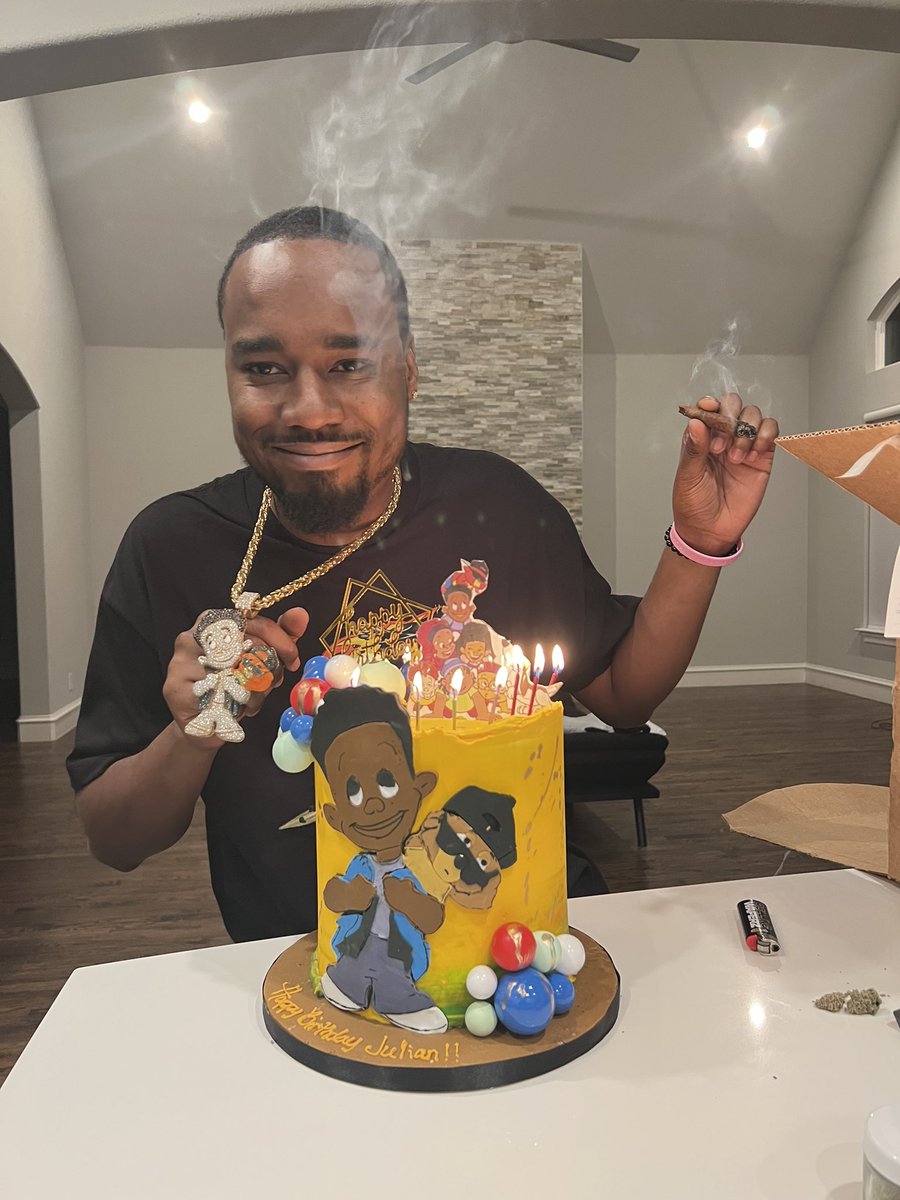 LilJuMadeDaBeat's tweet photo. Thank you to everybody that showed love for my birthday. Very appreciated https://t.co/mGztNe3DSK