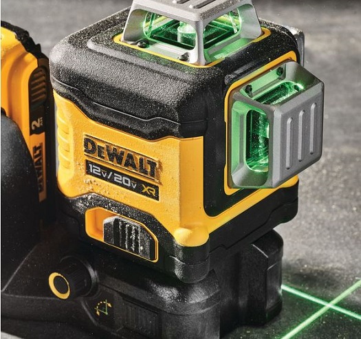 @DEWALTtough Shows Off 20V Green Line Laser at UT&F. Take a look at the laser demo and article here: utandf.com/tool-talk/dewa….  #greenlaser #laser #constructiontools #DeWalt #linelevel #construction #Houston #Texas #laservideo