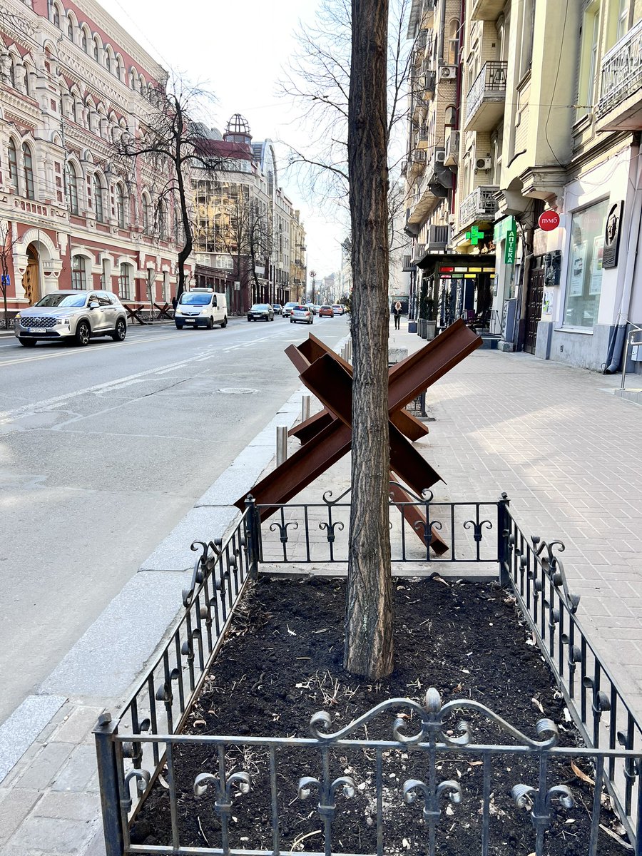 strategywoman's tweet photo. 5:03 pm in #Kyiv 

Just a quick question, 
Do you see my tweets in your feed? 
It seems that some changes in algorithms here again. 

I try to fight with strategy ‘less Ukraine’. https://t.co/ExWxqIMawN
