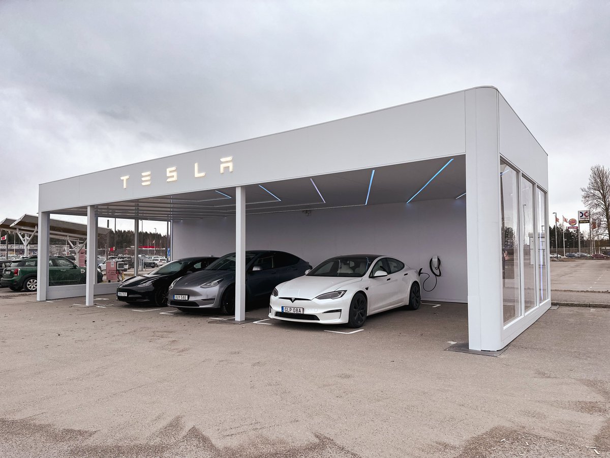 teslaeurope's tweet image. Our first remote test drive hub in Europe is now open in Örebro, Sweden 🇸🇪