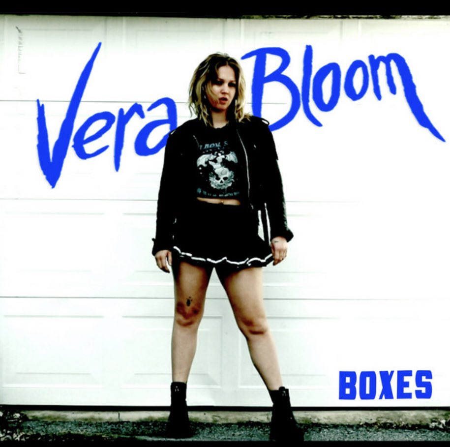 verabloombaby's tweet photo. It’s here!! It’s there! It’s everywhere! My newest single Boxes is live and ready for you to open and listen 🎁 

THANK YOU to everyone who pre-saved and listened already. Been getting lots of love already and it feels so good. A lot more to come!

Link⬇️
https://t.co/tM8lhHsVmb https://t.co/osNsodn4LR