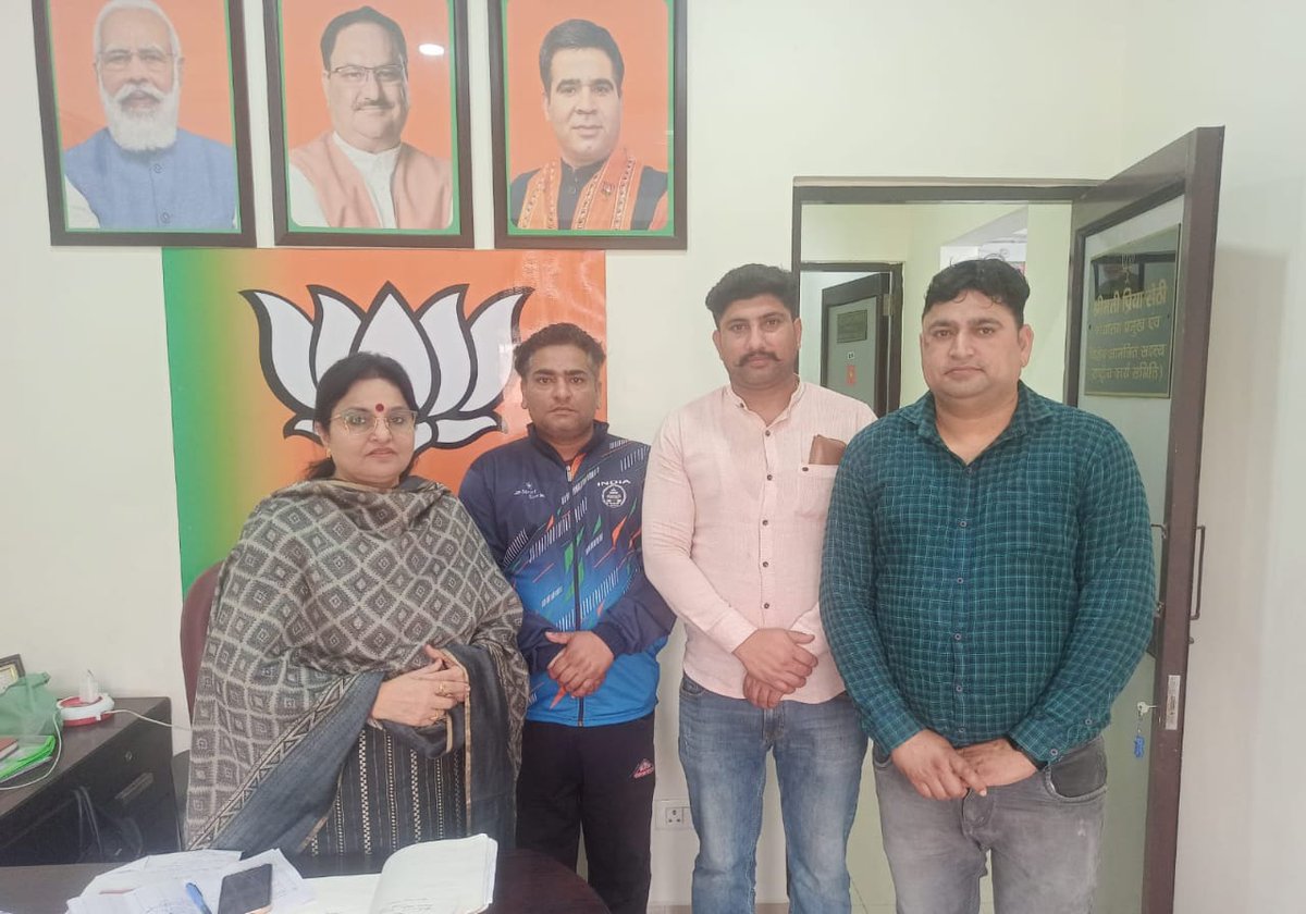 Rehbar-e-khel Teachers met  with "Former Minister of State for Education of Jammu and Kashmir"
and discuss issues of rehbar-e-khel <a href="/PMOIndia/">PMO India</a> <a href="/DrJitendraSingh/">Dr Jitendra Singh</a> <a href="/manojsinha_/">Manoj Sinha</a> <a href="/OfficeOfLGJandK/">Office of LG J&K</a> <a href="/blsanthosh/">B L Santhosh</a> <a href="/narendramodi/">Narendra Modi</a> <a href="/AmitShah/">Amit Shah</a> <a href="/ashishsood_bjp/">Ashish Sood</a> <a href="/tarunchughbjp/">Tarun Chugh</a> <a href="/diprjk/">Information & PR, J&K</a> <a href="/BJP4India/">BJP</a> <a href="/ANI/">ANI</a>