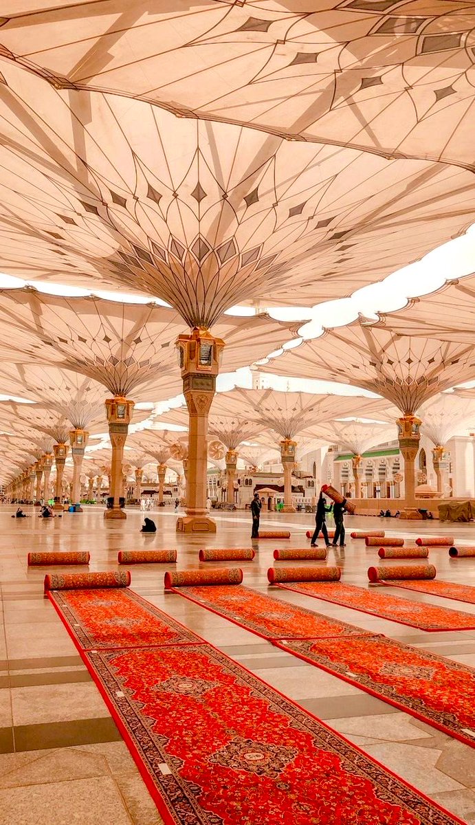 caynbo's tweet photo. Come soon Ramadaan https://t.co/8fNin4FrJH