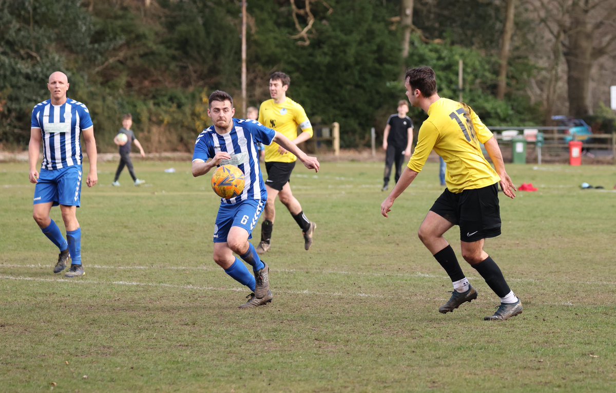 WickhamSaturday's tweet photo. A few photos from our match last weekend!
#saturdayfootball #saturdayleague #wickhamdynamos #midsolent https://t.co/KMBnPf7xaN