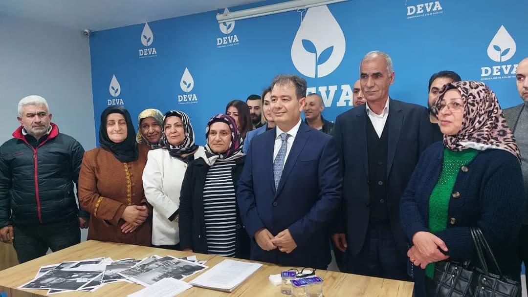 DevaErgani_'s tweet photo. 28. Dönem Milletvekili Aday adaylığı başvurularını tamamlayan Avukat Sn Recep Akdağ ve  Prof.Dr. Sn Cenap Ekinci 'nin basın açıklamasına iştirak ettik . Her iki adayımıza da bu yolda başarılar diliyoruz. https://t.co/0XklrnxOPv
