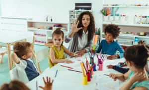 4CforChildren's tweet image. Our unique Child Care Careers Program offers individuals interested in entering the child care workforce #paidtraining, #resources and support along their new career path. Currently, there are more than 60 participants pursuing new careers. buff.ly/3Jv2jXN @Local12